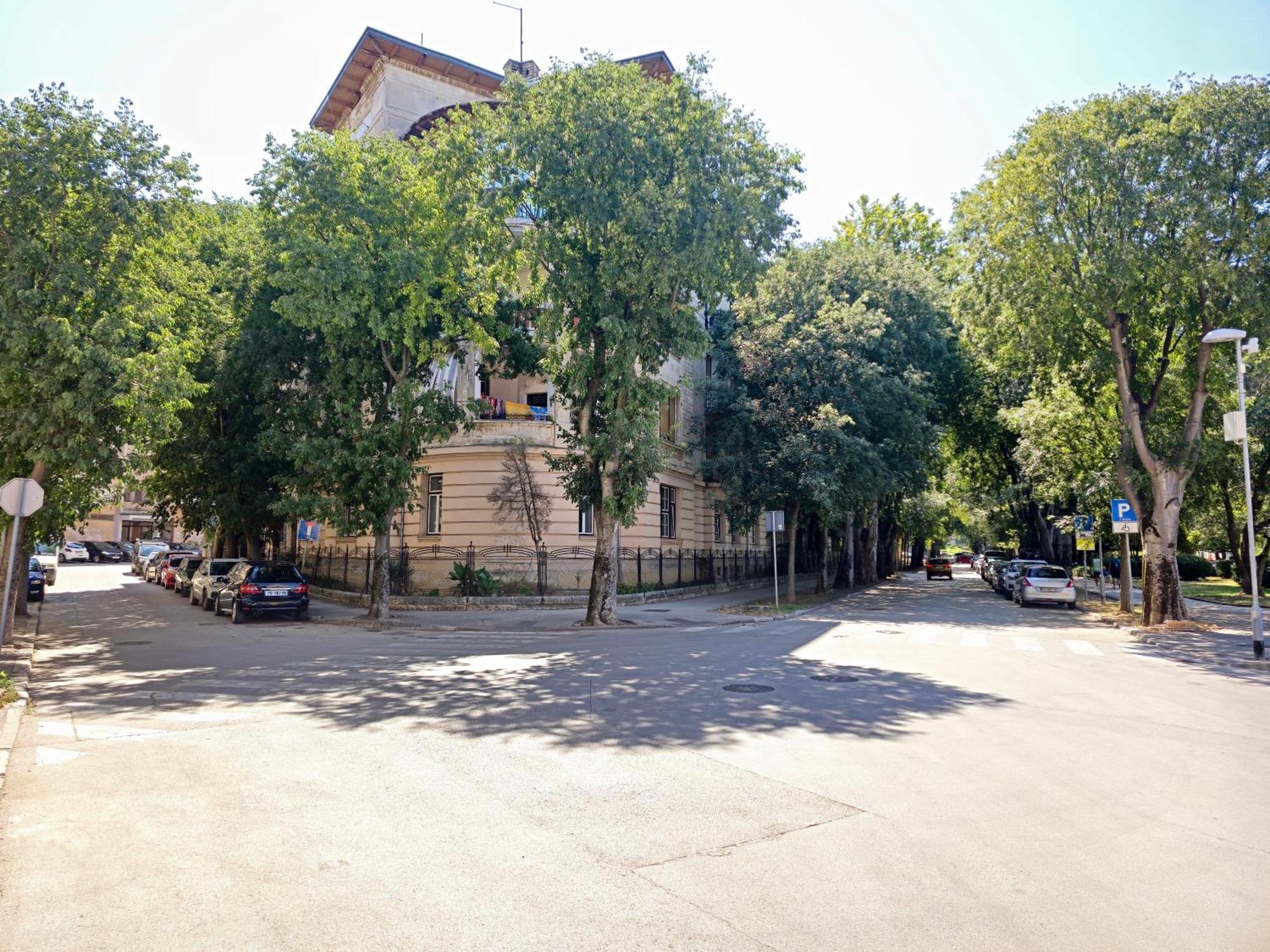 Villa Muenz Apartment Franz Пула Экстерьер фото